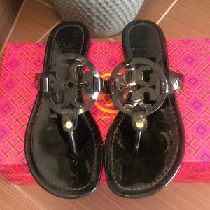 Tory Burch Miller’s 💕